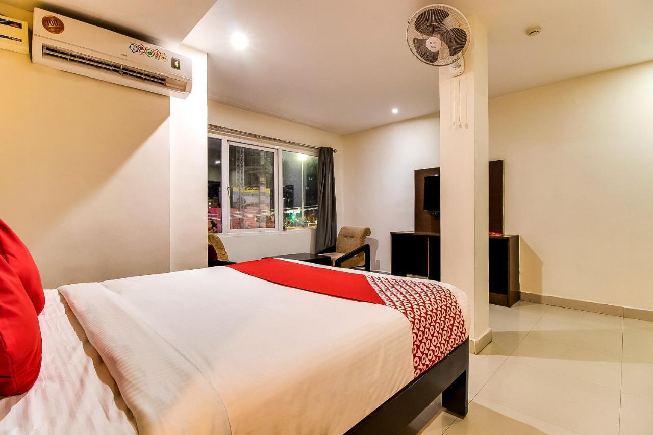 Oyo Flagship 9115 Hotel Udayee International Tirupati Extérieur photo