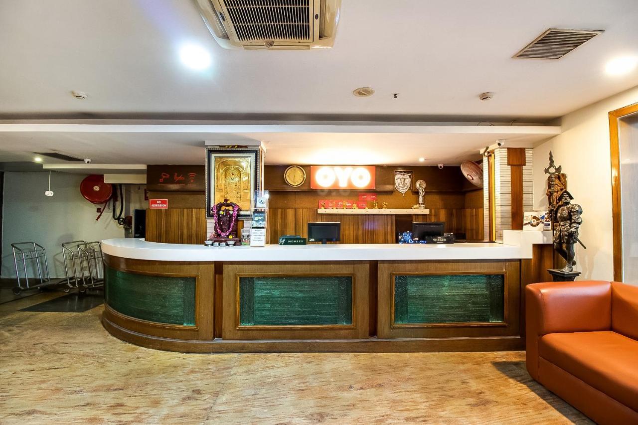 Oyo Flagship 9115 Hotel Udayee International Tirupati Extérieur photo
