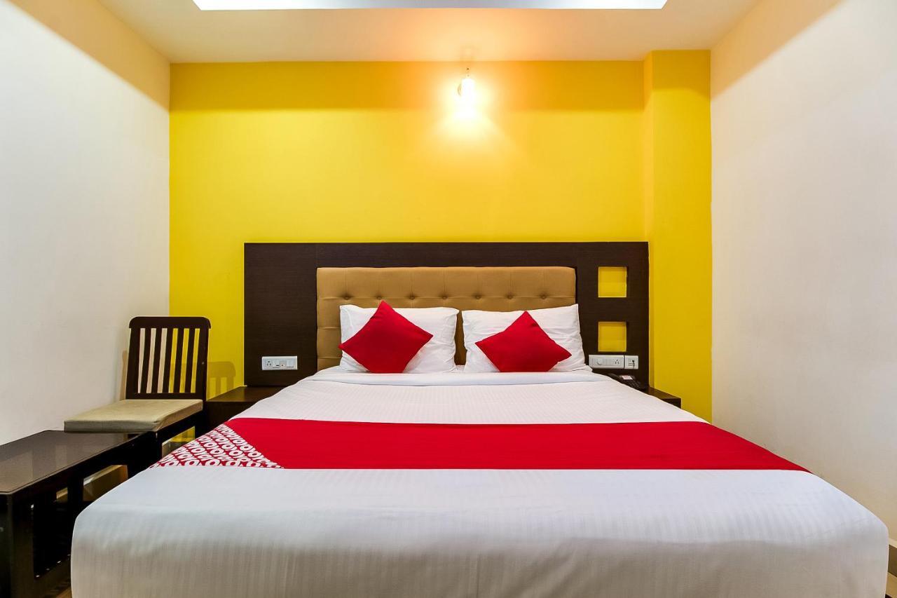 Oyo Flagship 9115 Hotel Udayee International Tirupati Extérieur photo