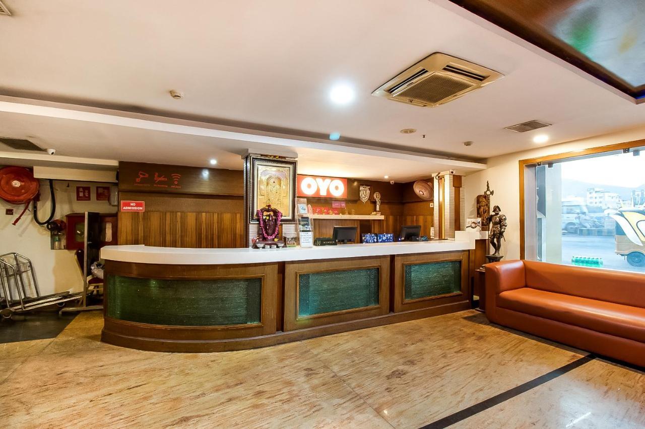 Oyo Flagship 9115 Hotel Udayee International Tirupati Extérieur photo